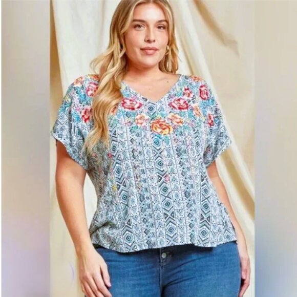Savanna Jane Top Women's Medium‎ Floral Embroidered Boho V-Neck - Picture 1 of 8
